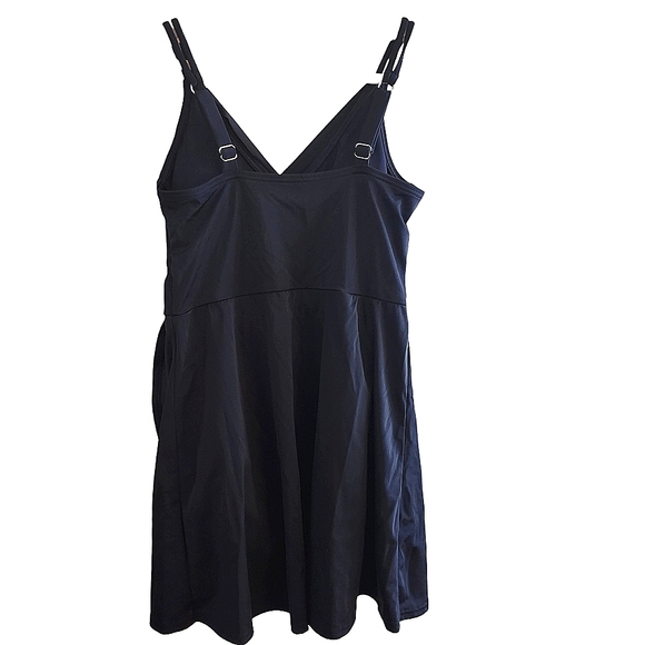 Lands' End modest black swimsuit one piece with skirt and shelf bra size‎ small - Picture 2 of 12